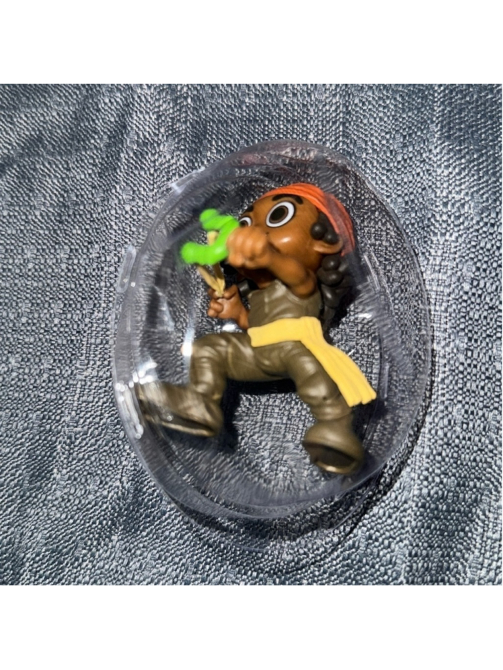 NWOT One Piece Usopp Anime Character Figure with Green Slingshot